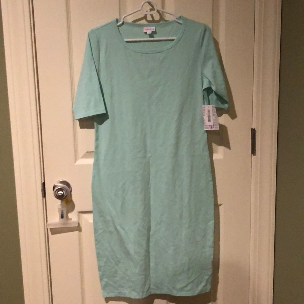 LuLaRoe with Tags T-shirt dress